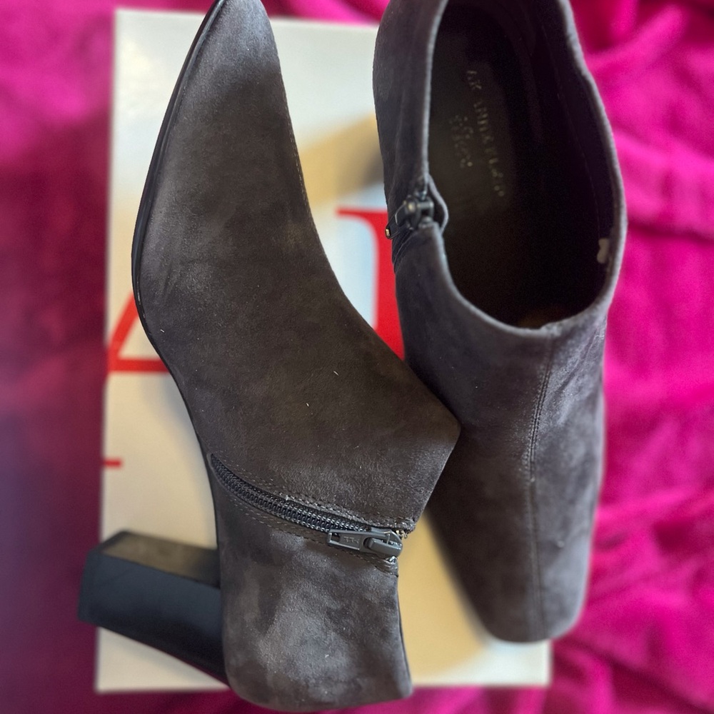 Elegant Brown Suede Ankle Boots